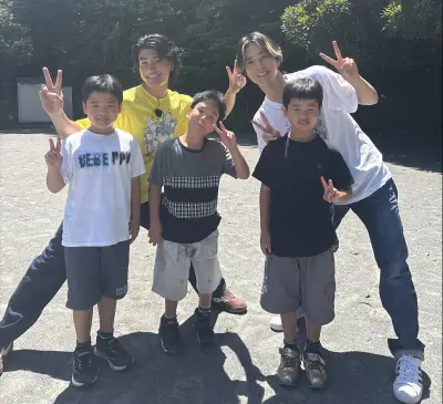 SixTONES田中樹＆森本慎太郎、24時間テレビで三つ子の絶景旅を見守る