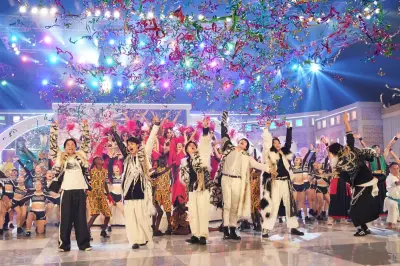 SixTONES、総勢130人と「ボーダーレスLIVE」披露 『24時間テレビ49』開幕