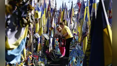 ウクライナ侵略4年半、キーウで追悼の祈り 捕虜解放求める声も