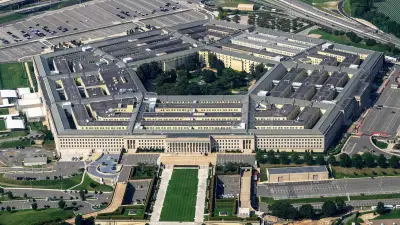 米軍がイラン・ララク島のミサイル施設2カ所を攻撃、7月下旬以来