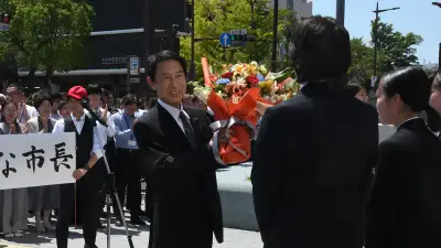 和歌山市の尾花正啓市長が退任 3期12年「支えていただき感謝」