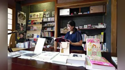 尾道の島に移住した女性が開いた「海辺の小さな図書室」 好きなものだけの空間