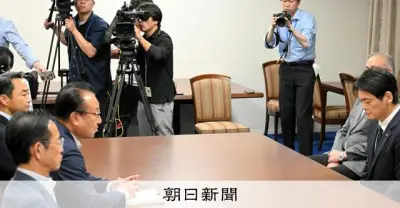 横浜市長に「タイムリミット」9月1日までに辞意なければ不信任案提出へ