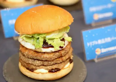 ゼッテリア「絶品月見バーガー」実食レポ！朝限定マフィンも登場で月見シーズン開幕