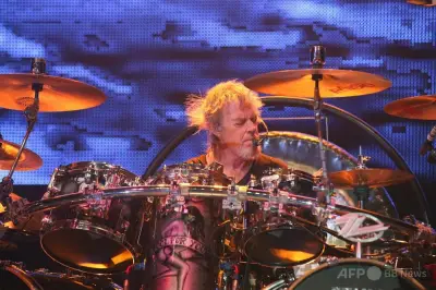 ZZトップのドラマー、フランク・ビアードさん死去 77歳