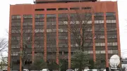 15歳中学生が軽乗用車運転中に覆面パトカーと衝突、窃盗容疑で逮捕