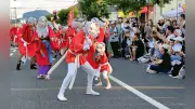 第43回日向ひょっとこ夏祭り本祭り 宮崎県日向市中心部で約1200人がテンテコテンのリズムに合わせ練り歩く