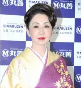 85歳・岩下志麻、洋装の近影に反響「永遠にお美しい」