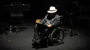 91歳・倉本聰氏、朗読でサプライズ登場 富良野のコンサートで鳴り止まない拍手