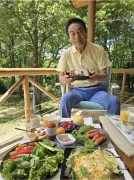 高橋英樹（82）、長野の別荘で品数豊かな朝食を披露「ついついペロリ」