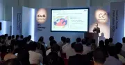 AI活用で変わるコンタクトセンター、人依存の高度化は限界に