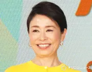 安藤優子、オーダーメイドの“カンカン帽”初おろし 夏ワンピースコーデに反響