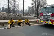 米ワシントン州の山火事で放火容疑の男を逮捕、数万人避難