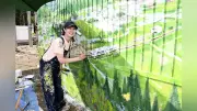 画家・吉田瑠美さん、只見駅でウォールアート制作　11月完成予定