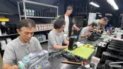 創立80年のアックスヤマザキ、特許で守り次の価値へ 独自の毛糸ミシン技術