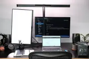 ベンキュー、デュアルモニター向け「ScreenBar Max」とiMac向け「iScreenBar」を発表