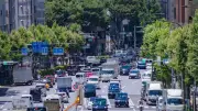 自転車の青切符導入で困惑広がる…大型車の追い越し困難、背景に48年前の政策判断