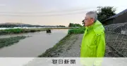迫る茶色い水「まさか自分の身に」 泥を片付け「また花を」 石川・羽咋の浸水住民