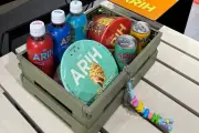 BTSが手がける韓国発ブランド「ARIH」が日本初上陸、セブン-イレブンで販売開始