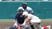 夏の甲子園、智弁和歌山が4度目優勝　八回にスクイズで同点、暴投で勝ち越し