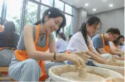 中国の月探査機「嫦娥6号」、月裏側から帰還へ 歴史的成果