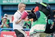 知念侑李、初ファーストピッチに挑戦も暴投「次こそはいい球を」