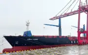 「氷上のシルクロード」中国商船が北極海経由で欧州へ、紅海回避も環境団体は警鐘