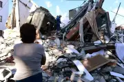 コロンビア地震、死者240人に 救助活動続く