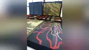 カラフル花ござ、洋室にも 原料はイ草、吸湿効果