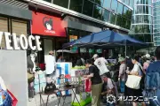 コミケ会場そばのベローチェ、早朝から行列 1時間で270人来店 カレー100食超