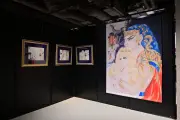 『王家の紋章』原画展が開幕、90点の原画展示と60種以上のグッズ登場