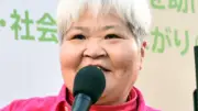 ダンプ松本、92歳の母との“顔出し”親子ショット公開「お母さんめちゃ喜んでたよ」