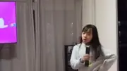 「布団が吹っ飛んだ！」全力で家を盛り上げる小学生姉と冷静な妹に7.3万いいね