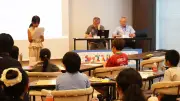 小学生が生成AIで公共入札体験、防災テーマに「理想の町づくり」提案