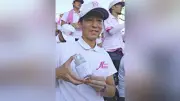 佐野日大・鈴木投手の父、聖地の砂詰めた瓶抱え声援 震災の約束果たす