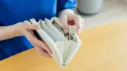 元銀行員が明かす「お金のプロがしないこと」5選 前編、多くの人が見落とすポイントとは