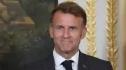 仏15歳未満SNS禁止法は違憲、憲法会議が判断 マクロン大統領に打撃