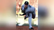 巨人が連敗止め井上10勝、ＤｅＮＡ４連勝、中日カード勝ち越し