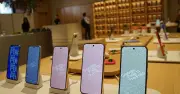 グーグル日本1号店「グーグルストア表参道」開業、最新スマホ体験