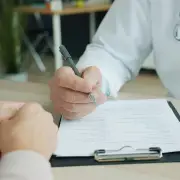 痛風は男性だけじゃない？女性の閉経後リスクと腎機能低下の注意点