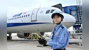 安全な定時運航支えるグラハン 中部空港で奮闘する25歳女性