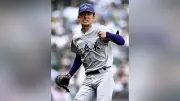 花巻東、3年ぶり8強進出 赤間・万谷の無失点リレーで英明を完封