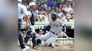 花巻東・赤間、浅い右飛で好走塁 本塁突入で流れ断つ４点目