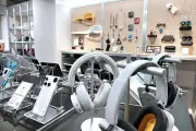 渋谷に体験型ガジェットショールーム「&count」8月20日オープン