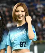 Hearts2Hearts、東京ドームで始球式 ジウが「100点です！」と大喜び