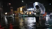 千葉で大雨・土砂災害特別警報、1人死亡1人心肺停止 避難指示40万人超