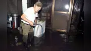 富山で記録的大雨、道路冠水や納屋浸水の被害 レベル４警報