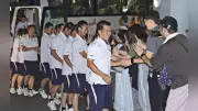 東日大昌平、甲子園から帰校　市民ら約200人が出迎え