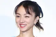 満島ひかり、第1子出産をラジオでサプライズ報告 三浦大知も驚き