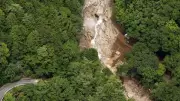 土石流で孤立の登山客、全員下山　長野・安曇野、従業員67人残る